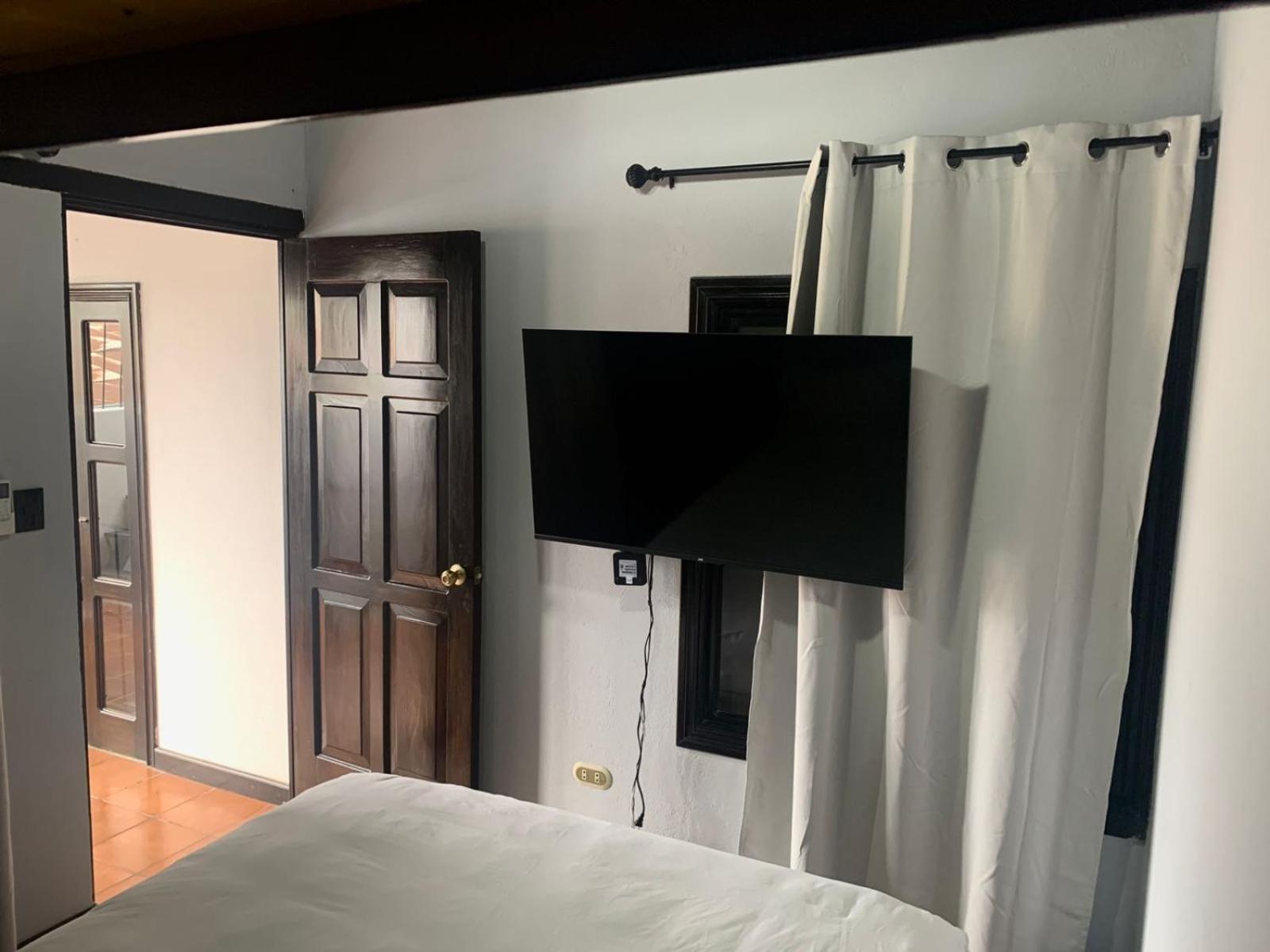 Casa Bella Boutique Hotel Антигуа-Гватемала Экстерьер фото